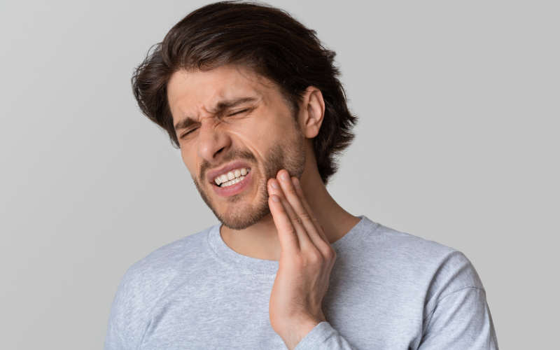 Những Dấu Hiệu Bất Thường Sau Khí Lấy Tủy Răng